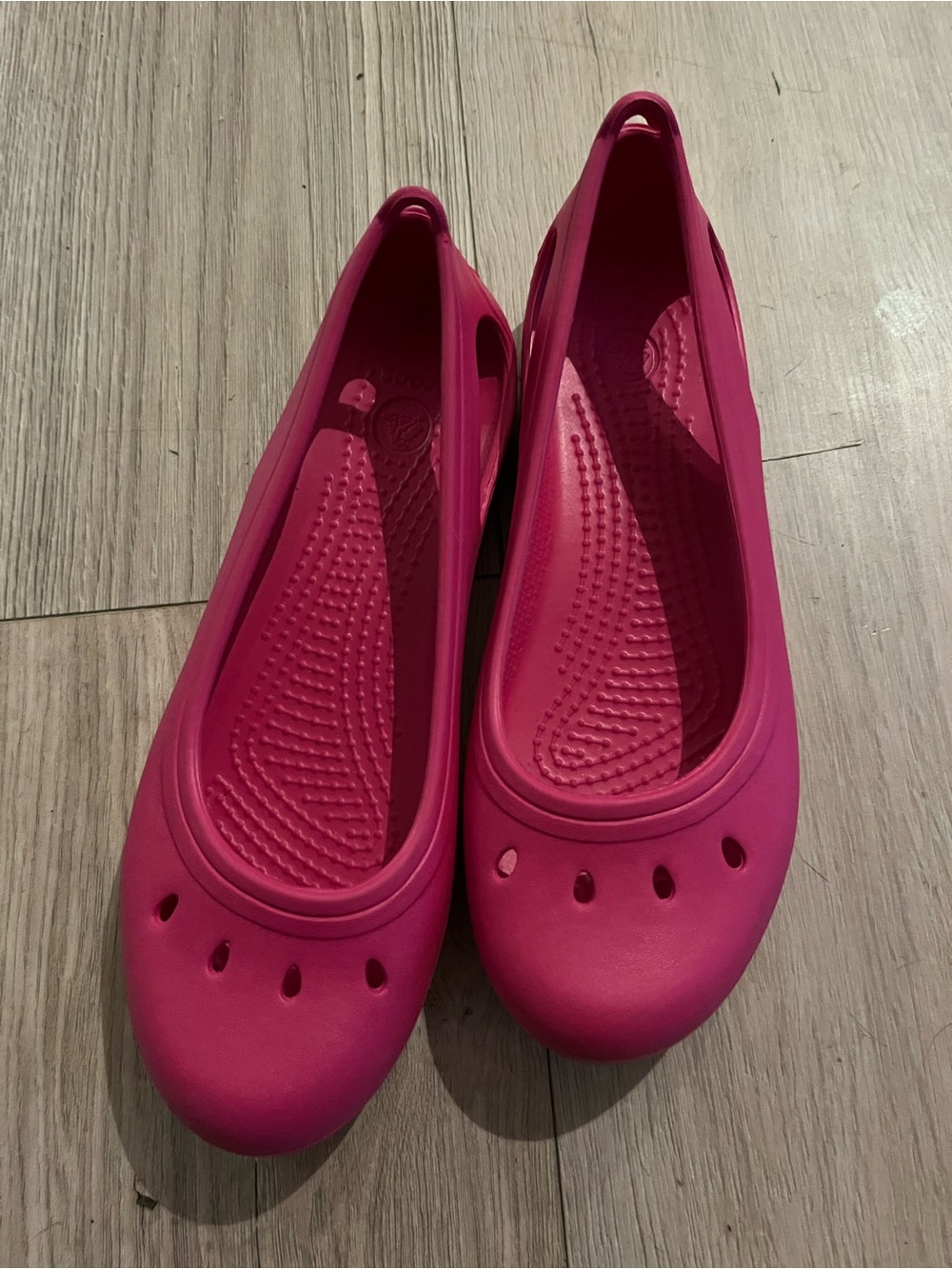 Kids girls size juniors US 3 crocs Kadee ballet slip ons